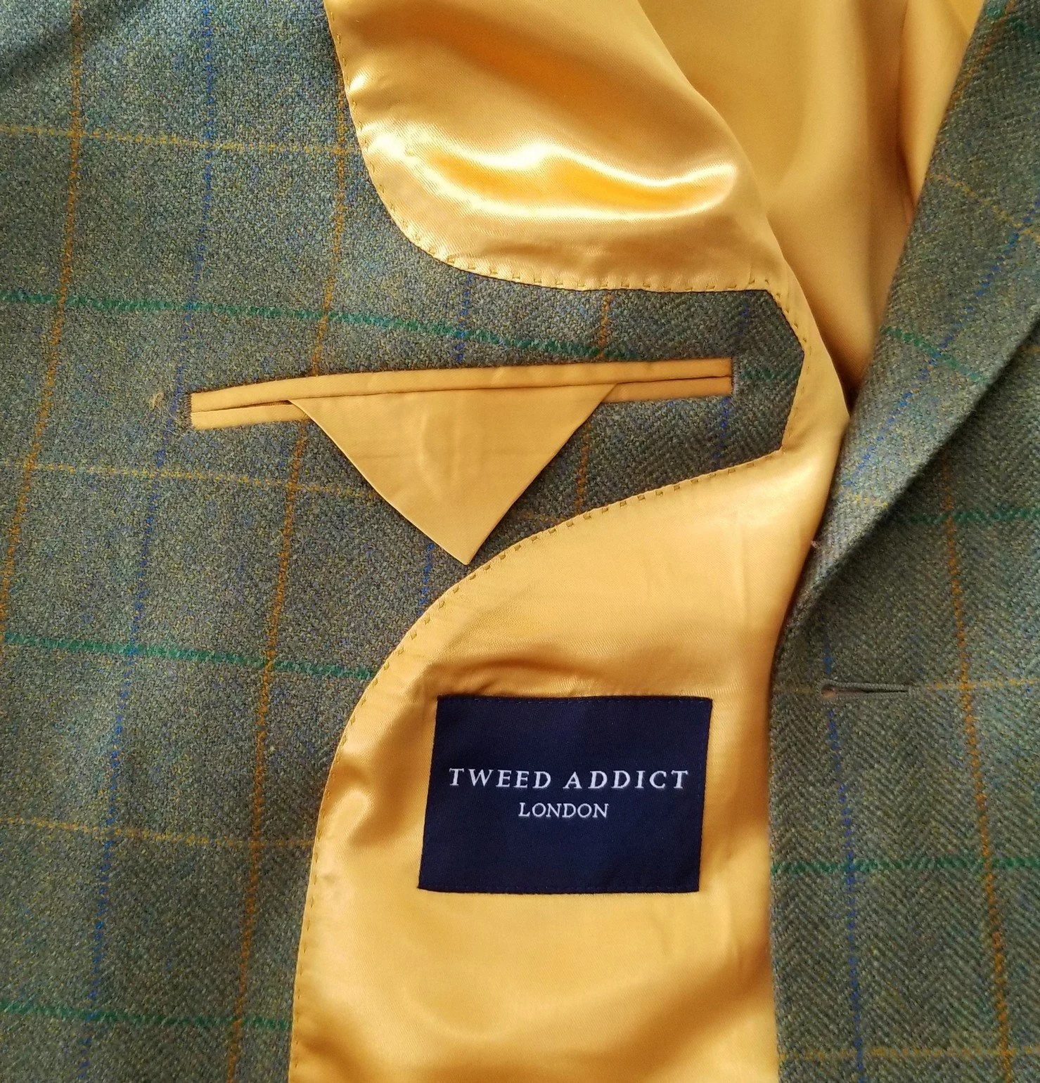 3 Button Tweed Hacking Jacket in Porter & Harding Glenroyal